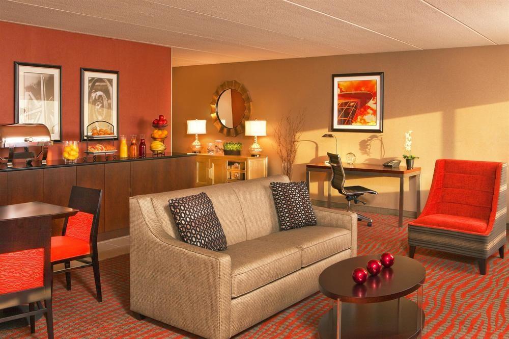 Four Points By Sheraton Milwaukee North Shore Brown Deer Экстерьер фото